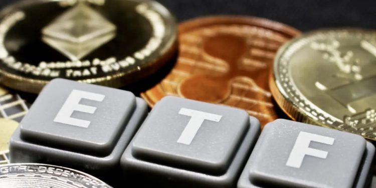 彭博分析師預測四大山寨幣 ETF (SOL、XRP、DOGE、LTC) 批准機率、ADA 現貨 ETF 也加入戰局