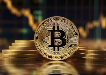 美1月PCE符合預期、降息機率增！美股全面走高、比特幣重返8.5萬鎂