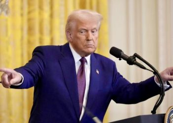 川普「移民金卡」一天賣1000張進帳50億美元，商務部長：戰爭爆發時可來美國重新開始