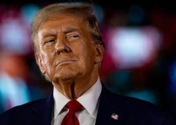 川普喊單不靈了？稱 $TRUMP 是最偉大迷因幣，巨鯨加倉慘賠割肉