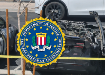 FBI定調特斯拉遭襲為「國內恐怖主義」成立特遣隊全面追查，馬斯克惹火誰？