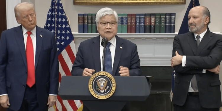 台積電赴美「投資千億美元」再建3晶圓、2先進封裝廠，川普：可避免對台半導體關稅