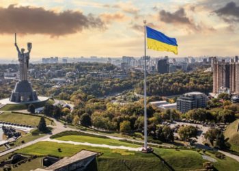 澤倫斯基：隨時可簽「礦產協議」，烏克蘭到底有哪些珍貴礦產稀土資源？