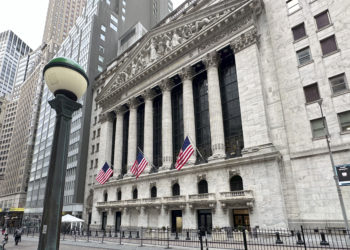 全線跌爛，華爾街大佬們怎麼看川普關稅？