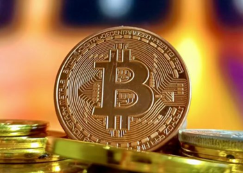 比特幣叩關8.5萬》川普對等關稅今晚引爆，分析師：BTC創3年最差季度表現，但仍有第二波主升浪可能