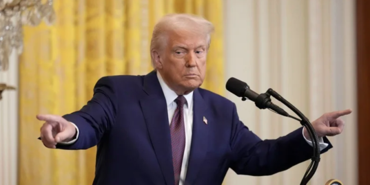 川普報喜：離烏俄戰爭結束只差雙方高層會談，黃金價格回落3300美元