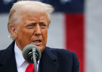 背叛川普》7名共和黨議員倒戈支持關稅限權法案、律師已準備將川普告上法庭