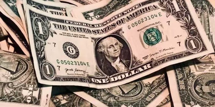 美國信用本位崩潰？川普上任100天美元指數大跌9%，創半世紀以來最差紀錄