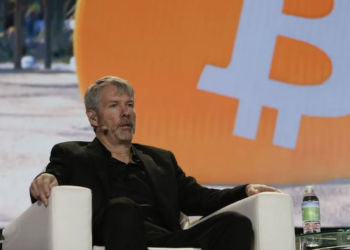 比特幣回調32%「買BTC當儲備的公司」還活著嗎？微策略模仿潮的未來隱憂