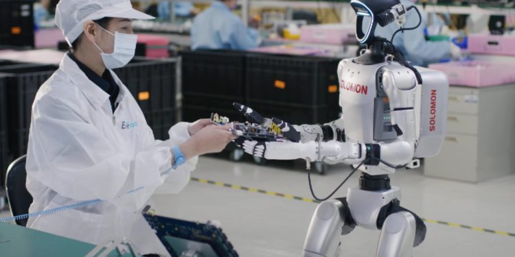 378378387387 | 動區動趨-最具影響力的區塊鏈新聞媒體 AI淘汰竹科工程師?黃仁勳喊「機器人取代上千員工」:八間台廠正導入優化