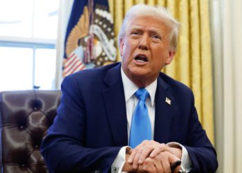 美中互降關稅》美股大漲 費半狂飆7%、比特幣卻插針 $100,700，川普：90天後協議未成會再加關稅