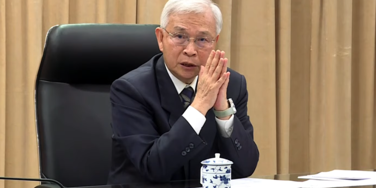 楊金龍澄清「台幣爆升真相」：央行沒被美國指示，市場充滿假資訊干擾預期