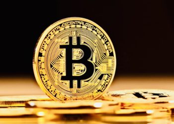 比特幣難續寫歷史新高？BTC搜尋熱度冷清，波動率逼近兩年來最低水平