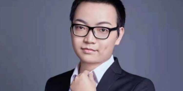 AEX黃天威被捕始末：創業神話到跨國逃亡180天