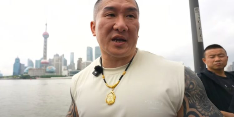 8768764263876 | 動區動趨-最具影響力的區塊鏈新聞媒體 館長遭爆「收中國30萬USDT」去上海開直播,分三段混幣洗錢…被出征後刪文