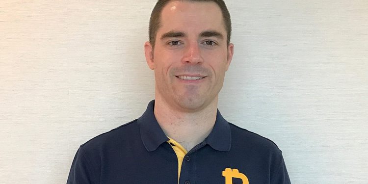 遠古巨鯨休眠14年後轉出8萬枚BTC，社群猜測與「比特幣耶穌」Roger Ver 有關