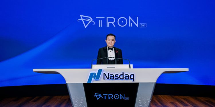 file-1753413057894-1753413075673 | 動區動趨-最具影響力的區塊鏈新聞媒體 孫宇晨現身TRON. Inc.更名敲鐘儀式,TRX儲備策略開啟加密資產新紀元