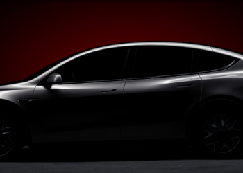 馬斯克放大招！特斯拉發佈全新車型「Model Y L」，主打六座家庭車今秋上市