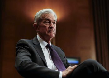 鮑爾堅不降息！但聯準會內部已現決策分歧，比特幣跌破11.6萬後反彈、以太坊站回3800美元