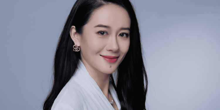 解密何一：從鄉村到加密權力之巔，詮釋「加密女王」的破局之道