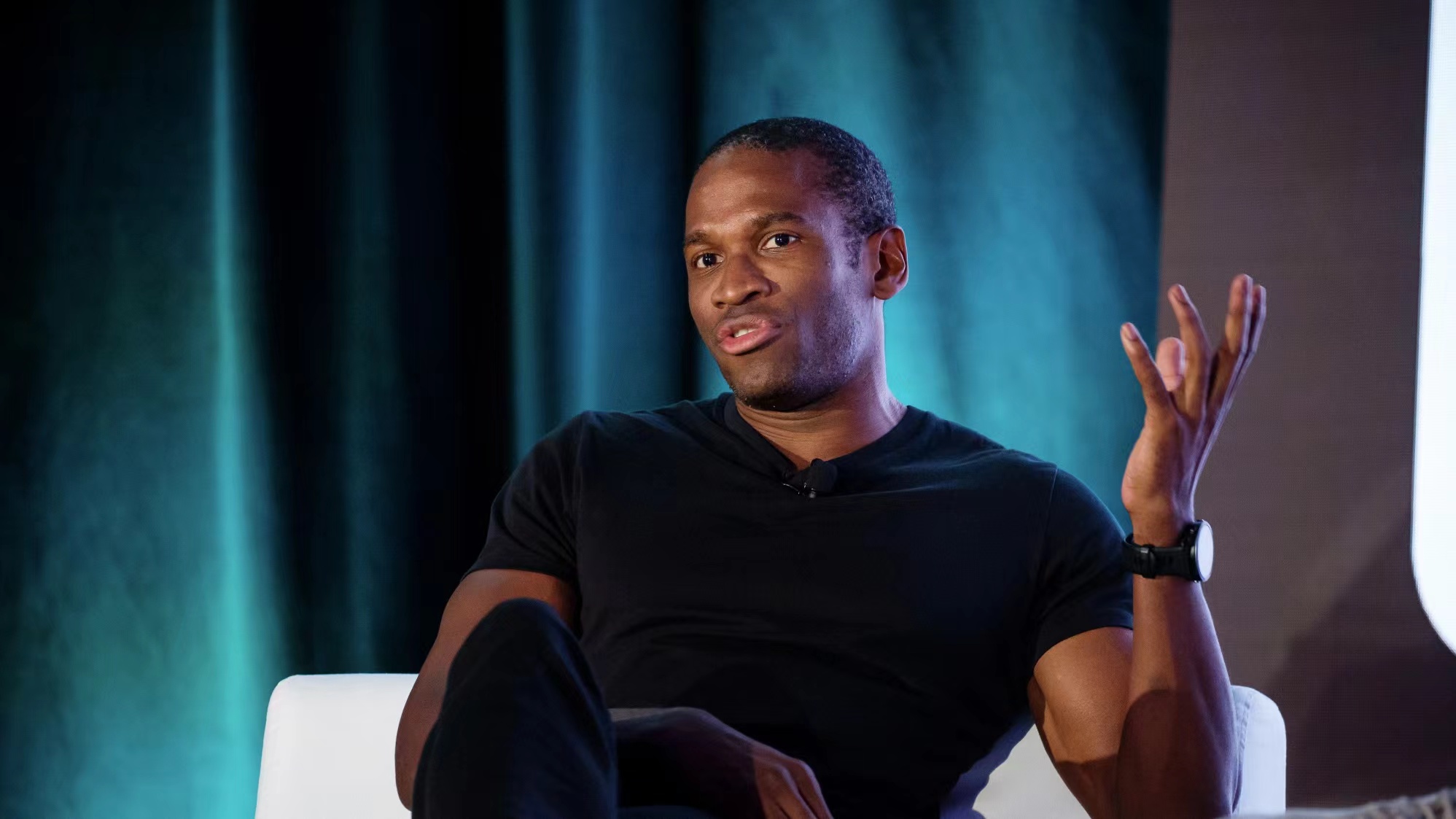 Arthur Hayes拋售1,335萬美元加密貨幣：比特幣會回測10萬美元、以太坊跌至$3,000