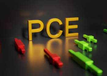 美國7月PCE數據符合預期「通膨」未失控，美股全黑、比特幣一度跌破10.8萬鎂