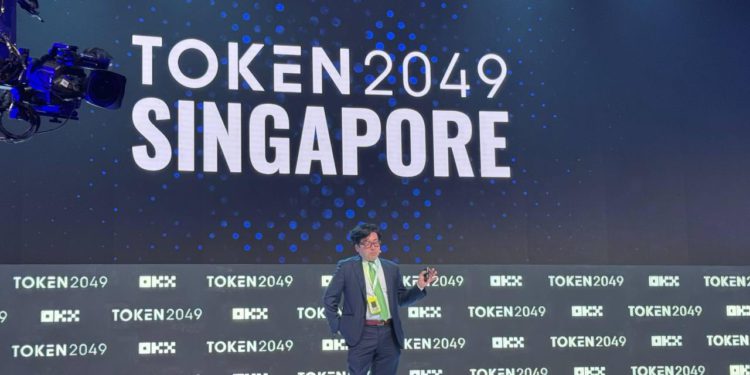 Tom Lee  TOKEN2049演講：世界迎金本位後首次大改革，以太坊將是最大受益者