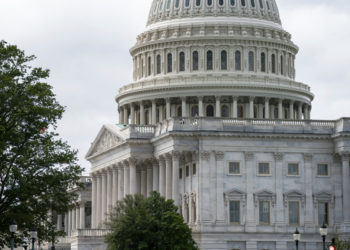 美國政府關門持續》參院第12次否決撥款法案，醫療改革與軍人薪資危機加劇