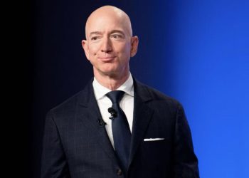 亞馬遜創辦人 Jeff Bezos 新創 AI 公司「Project Prometheus」，馬斯克開嗆：Copy Cat 學人精