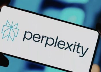 Perplexity 全球下載量暴跌 80%：三大因素澆滅「AI 版 Google」增長神話