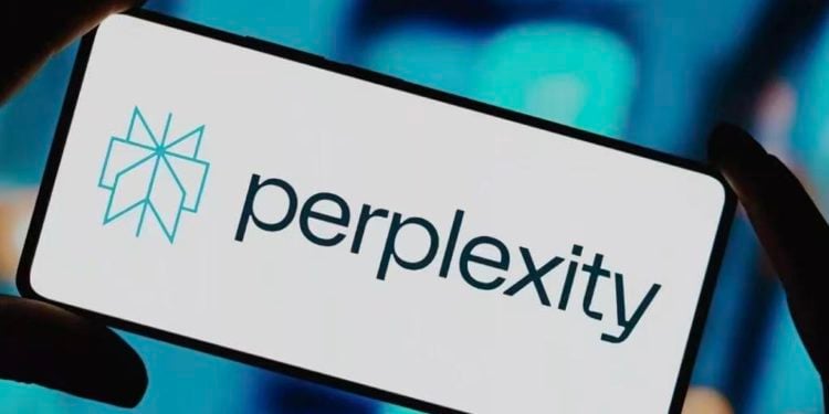 Perplexity 全球下載量暴跌 80%：三大因素澆滅「AI 版 Google」增長神話