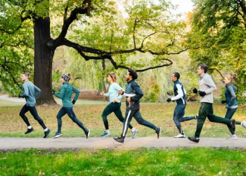 邊跑邊賺》新韓銀行祭出 6.6% 跑步利息挑戰，台灣其實也有同類服務