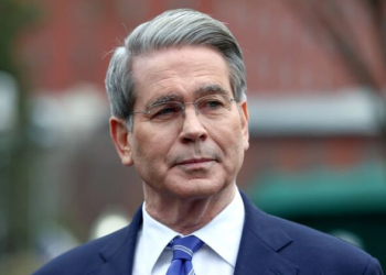 美國財長貝森特：未來幾天將公佈重大關稅消息！比特幣反彈突破 10.5 萬美元、以太坊漲逼 $3600