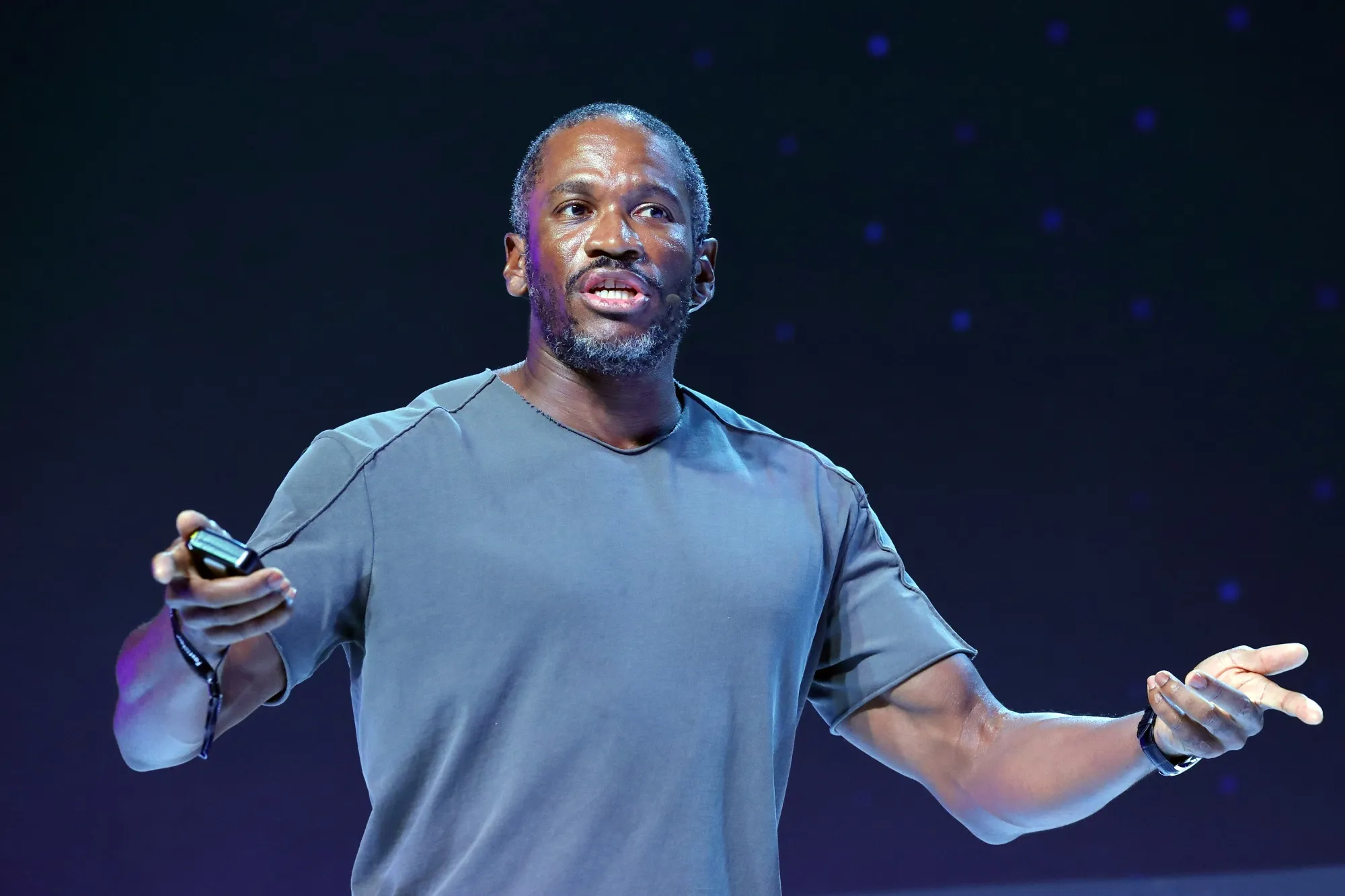 Arthur Hayes：美國債務失控將迫使 Fed 啟動隱形QE，點燃比特幣牛市