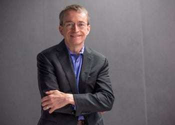 Intel 前執行長季辛格正在訓練「基督教導向大語言模型」：希望加速耶穌再臨