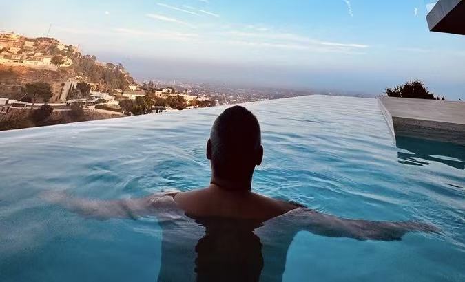 麻吉大哥：被清算後最好的做法就是裸泳，Hyperliquid帳戶虧損1,300萬鎂一點都不痛？