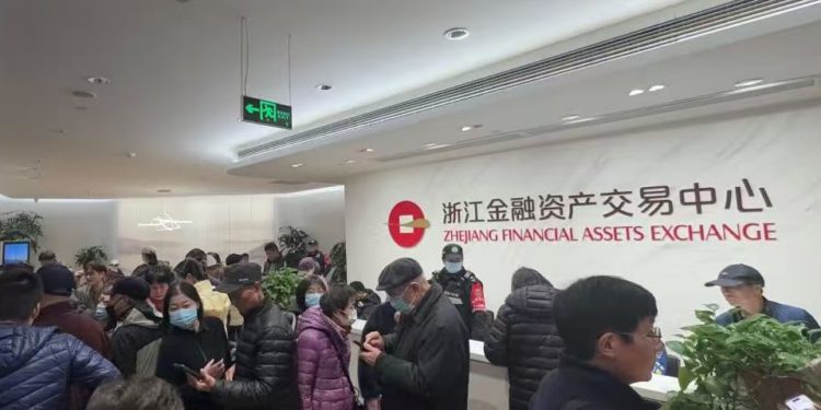 中國「浙金中心」投入祥源控股爆雷！波及超過 200 億人民幣，上萬投資人維權