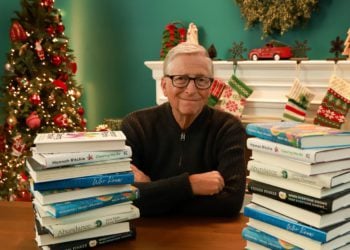 比爾蓋茲的年度書單來了：五本書帶你讀制度、權力與人性