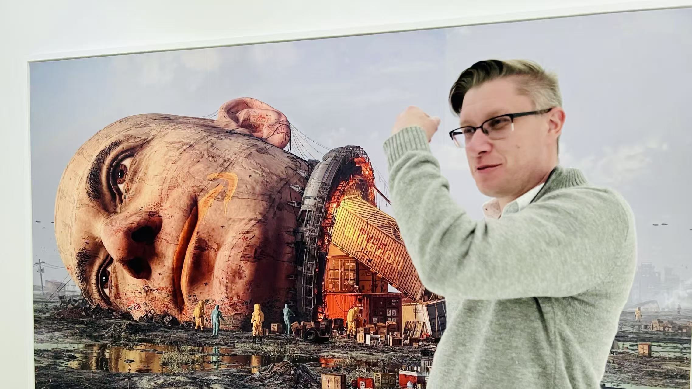 四年前靠 NFT 賺 6900 萬美元的 Beeple，現在還在賺錢