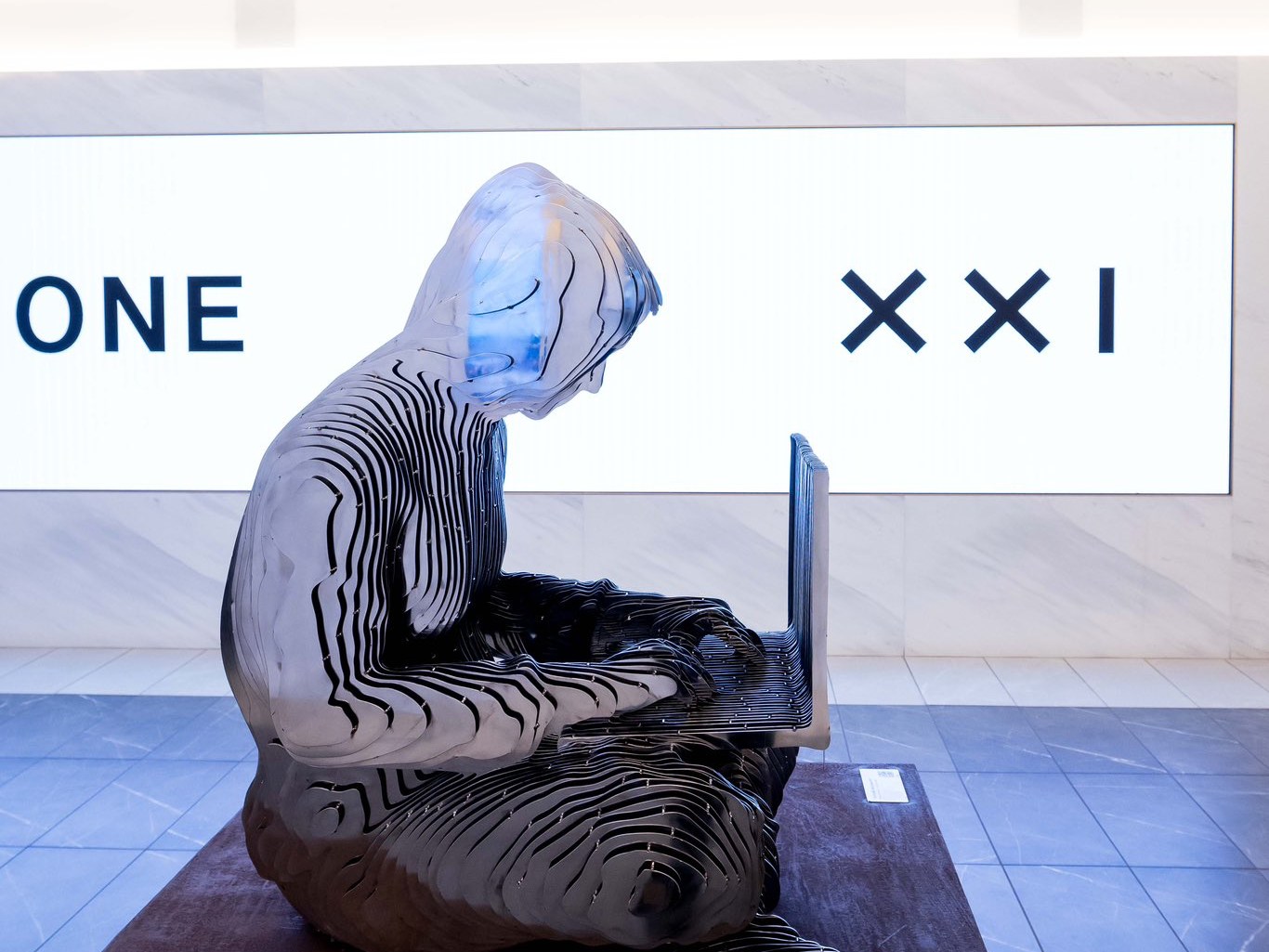 中本聰雕像進駐華爾街：精心策劃的「收編」，或是革命的勝利？ | 動區動趨-最具影響力的區塊鏈新聞媒體