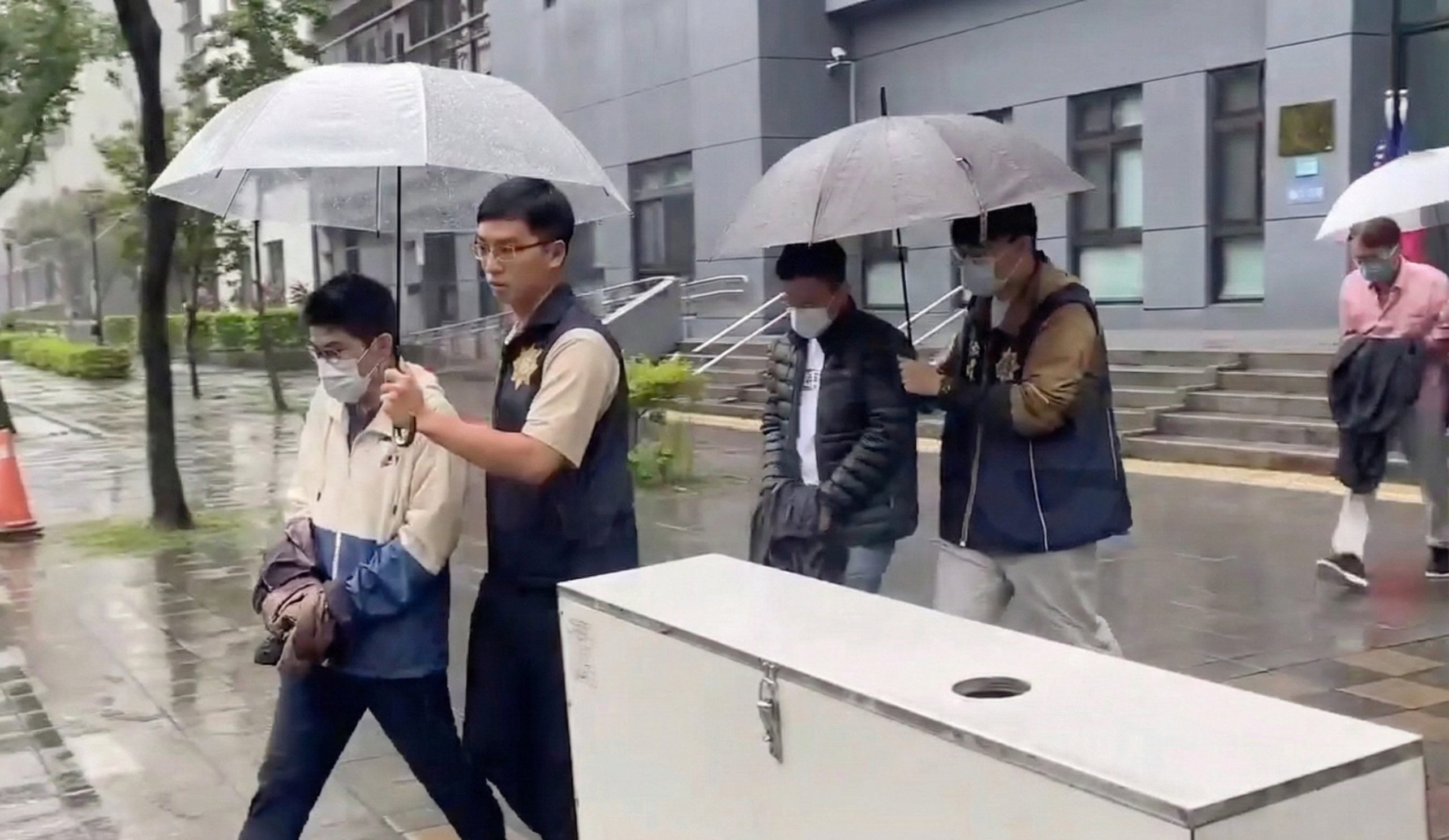 台灣生技老闆All-in加密貨幣被詐騙割了5000萬！他再被拐抵押房子「翻本」