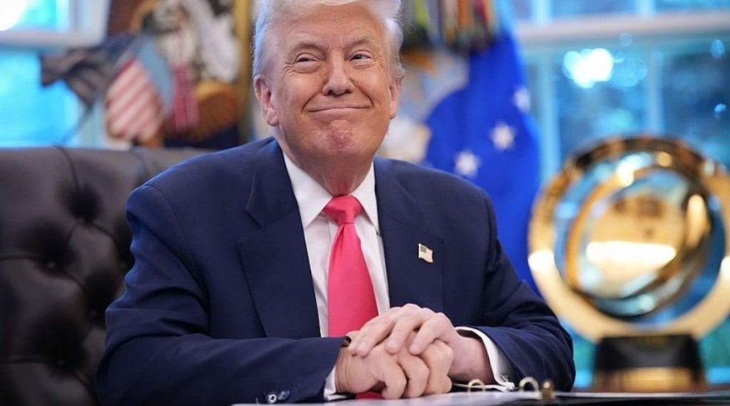 trump | 動區動趨-最具影響力的區塊鏈新聞媒體 美元指數下殺「四年新低」川普為何不怕?聯準會今晚不降息機率97%