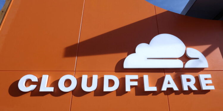 幫你擋爬蟲的 Cloudflare 推出「一鍵全站爬蟲 API」，完美支援 RAG、增量更新與模型訓練