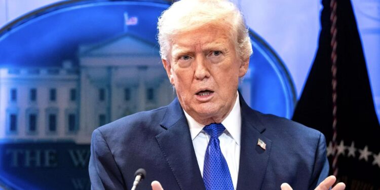 快訊》川普將於今晚零點聚焦伊朗問題發表講話！比特幣應聲跳漲突破6.8萬美元、以太坊衝上$2000