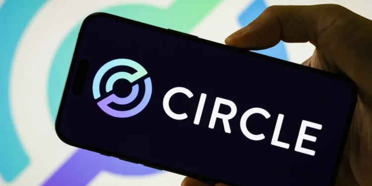 Bernstein 看好 Circle 再漲 70%！目標價上看 190 美元，看好穩定幣成 AI 與支付基建