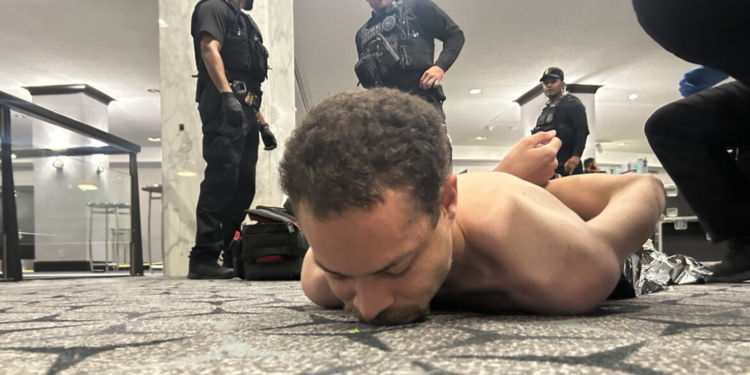 川普第三度遇刺自嘲：當總統原來這麼危險、槍手被捕正面照曝光