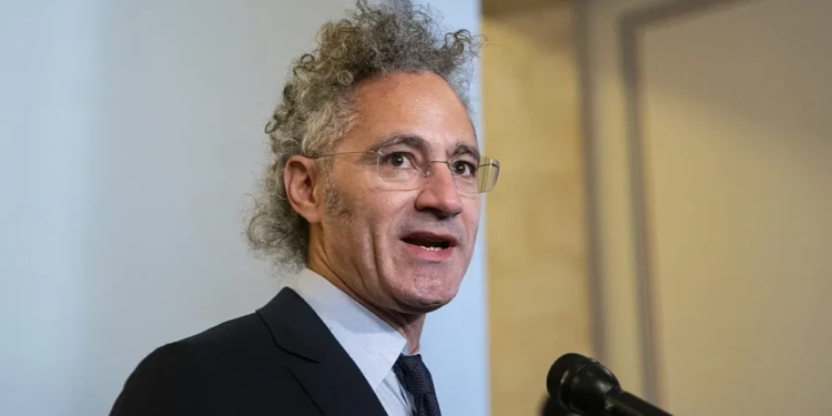 Palantir 拋 22 點宣言：矽谷除了造 App 更應造武器！呼籲美國恢復徵兵、新 AI 威懾時代來臨