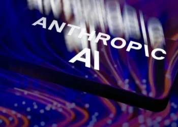 Anthropic 宣布 Glasswing 玻璃翼資安計畫：聯手蘋果、微軟等 12 巨頭，最強模型 Claude Mythos 挖出數千個漏洞