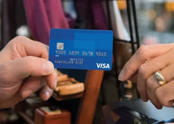Visa 推出 AI 代理支付平台，整合四大協議要讓 AI 幫你逛網拍、比價＋結帳