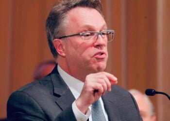 停滯性通膨陰霾再現！紐約聯準銀行總裁：美伊戰火拖累經濟，市場押注「今年不降息」